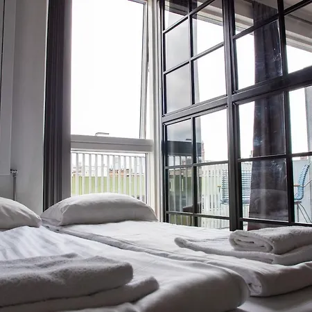 Vesterbro 5ft Floor Studio *